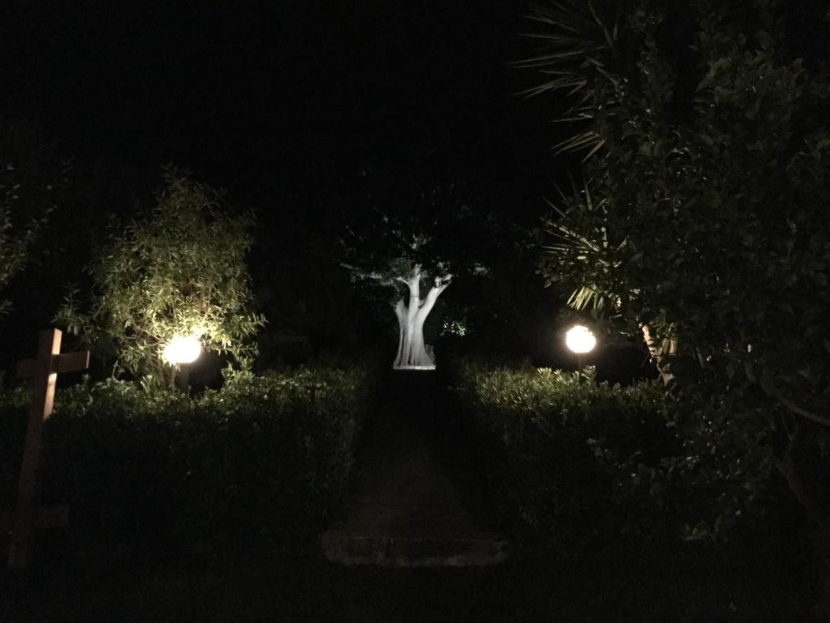 Oasi Di Campagna Hotell Modica Exteriör bild
