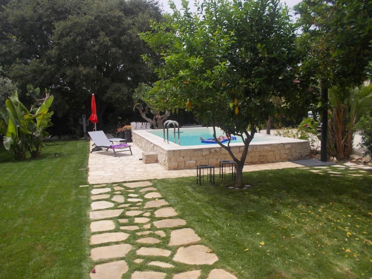 Oasi Di Campagna Hotell Modica Exteriör bild