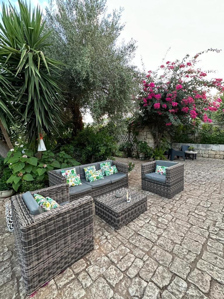 Oasi Di Campagna Hotell Modica Exteriör bild