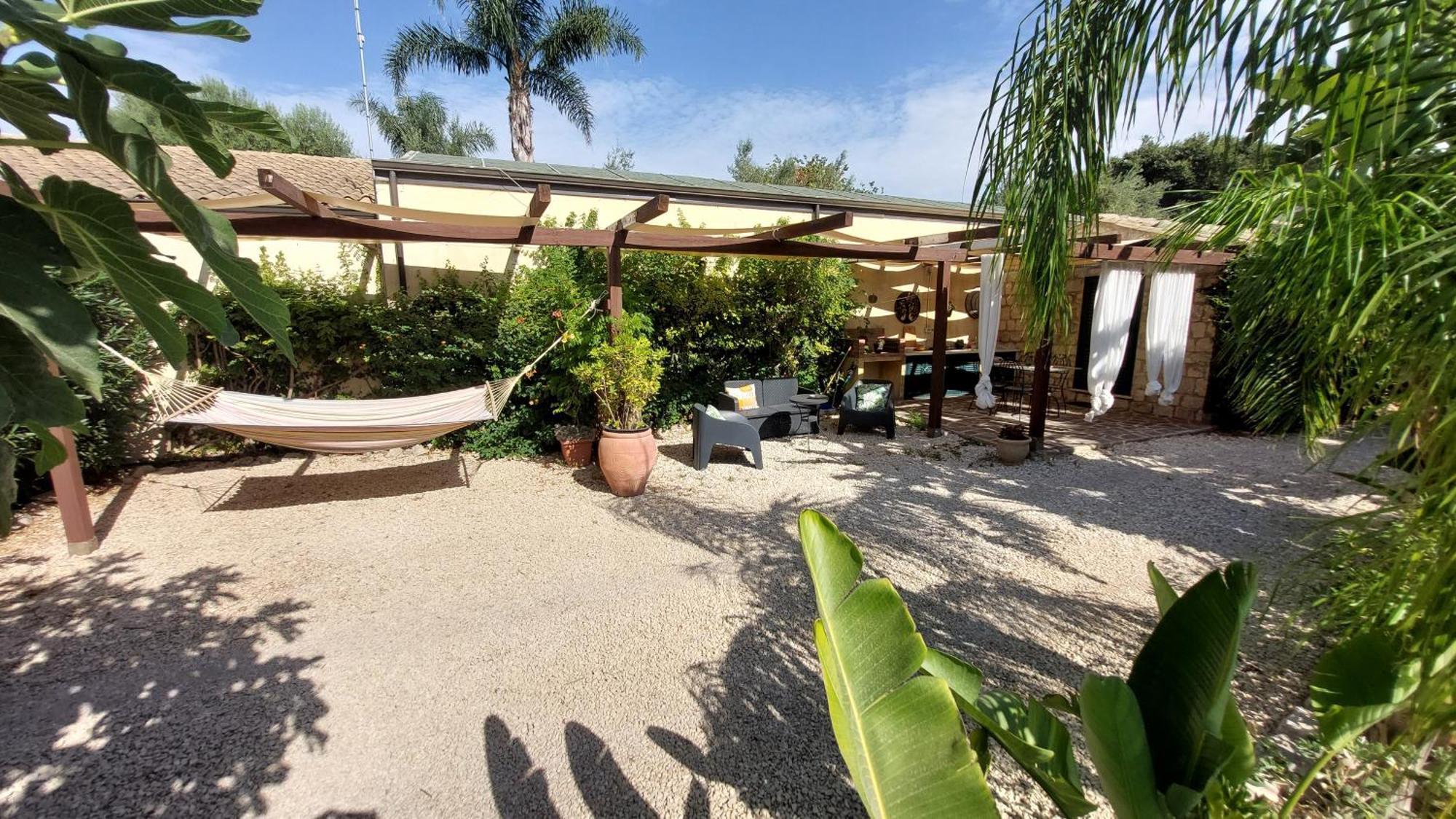 Oasi Di Campagna Hotell Modica Exteriör bild